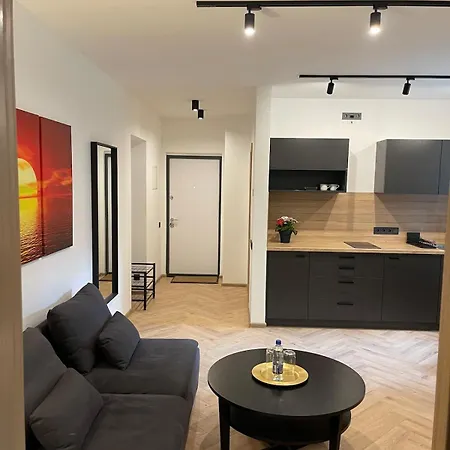 A Cozy In A Quiet Courtyard For A Quiet Stay, Not For Entertainment Apartment Riga